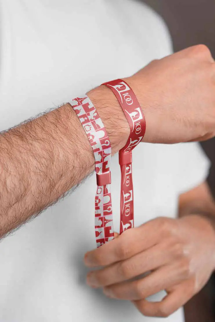 Event wristbands with the icon frieze